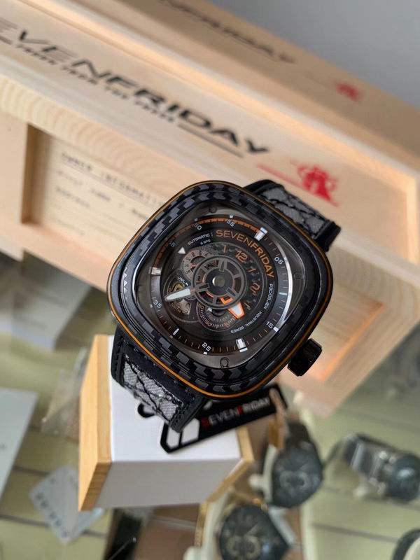 Seven Friday watch 090471